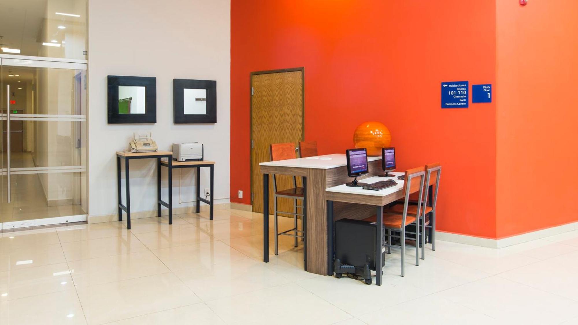 Holiday Inn Express Manzanillo By Ihg Kültér fotó
