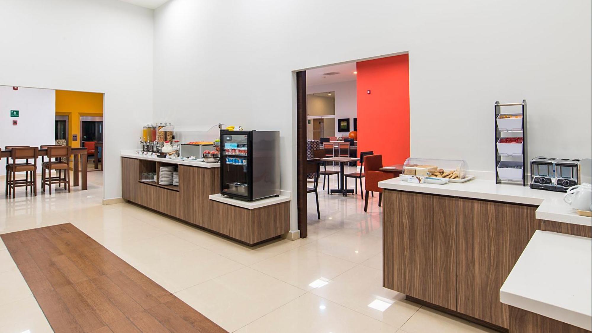 Holiday Inn Express Manzanillo By Ihg Kültér fotó