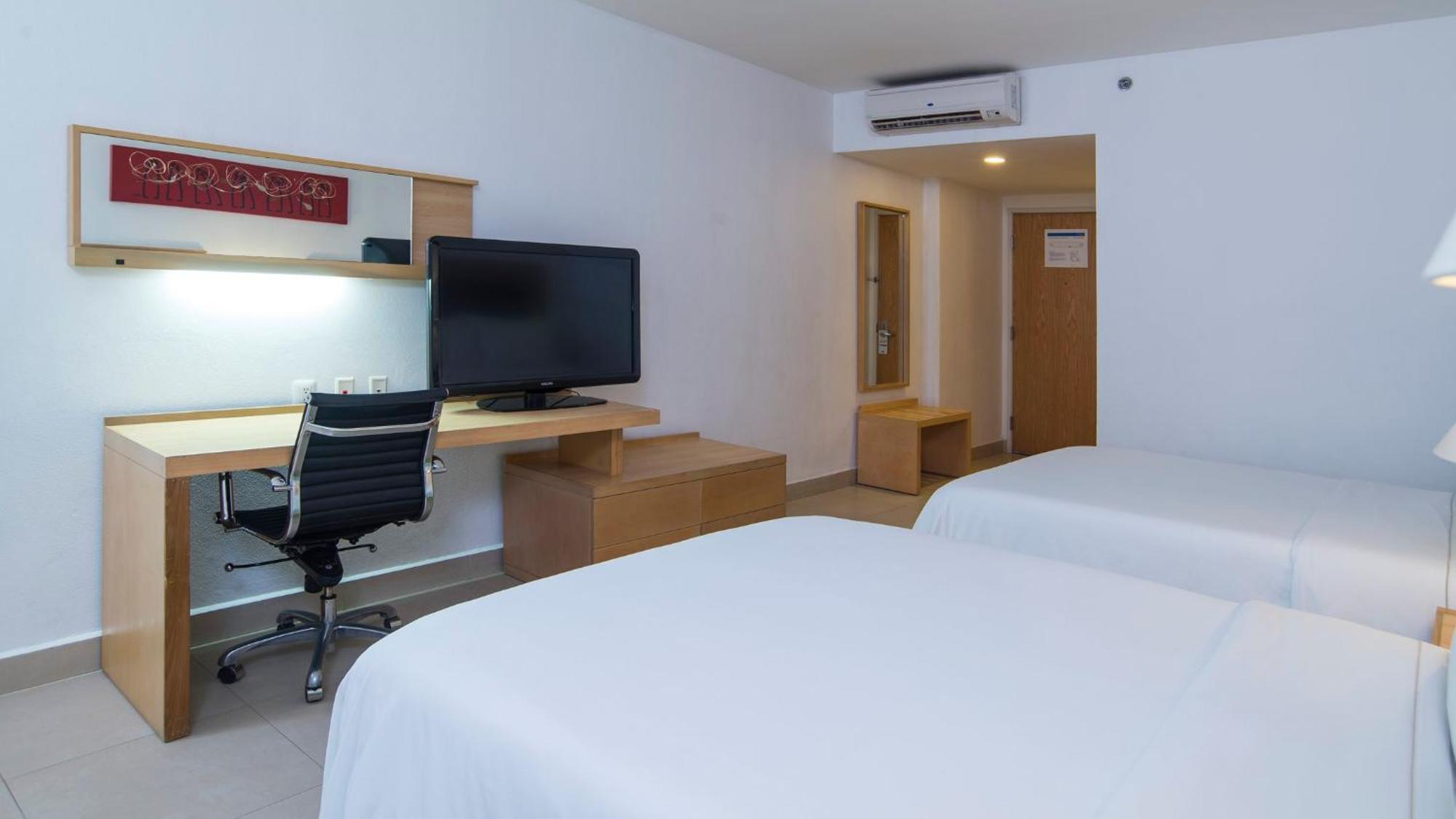 Holiday Inn Express Manzanillo By Ihg Kültér fotó
